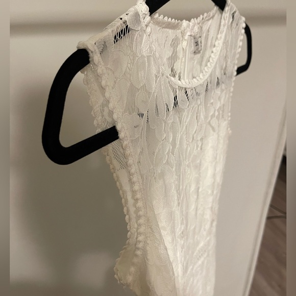 White Lace Bridal Embroidered Dress EUC - Picture 6 of 7